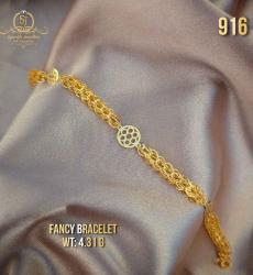 Glimmering 22k Gold Fancy Bracelet