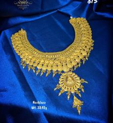 Elegant 21k Gold Hasli Necklace