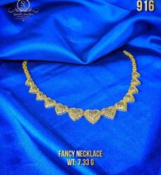 Regal Charming Heart 22K Gold Necklace