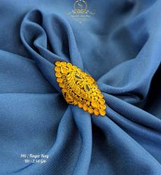 Elegant 22k Gold Filigree Finger Ring