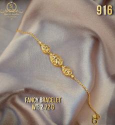 Lightweight 22k Gold Fancy Bracelet 