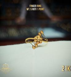 21 Karat Lightweight Finger Ring