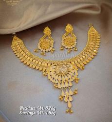 Beautiful 21k Gold Necklace & Earring Set